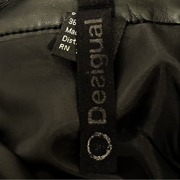 Desigual Mini Skirt Floral Embroidered Faux Leather Black Size Small 6 - Picture 6 of 6